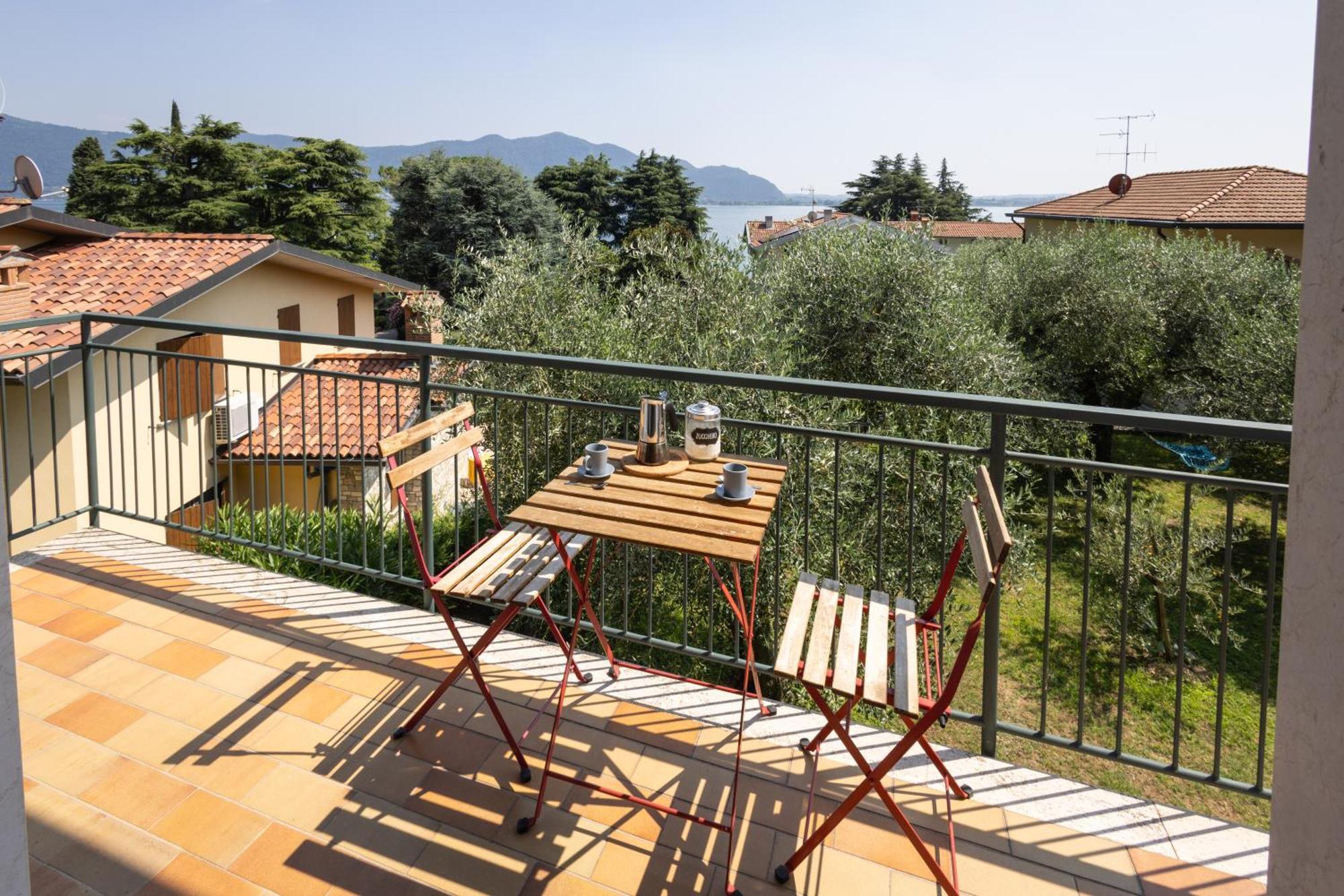 Iseolakerental - L'Uliveto Di Bea Predore Exterior foto